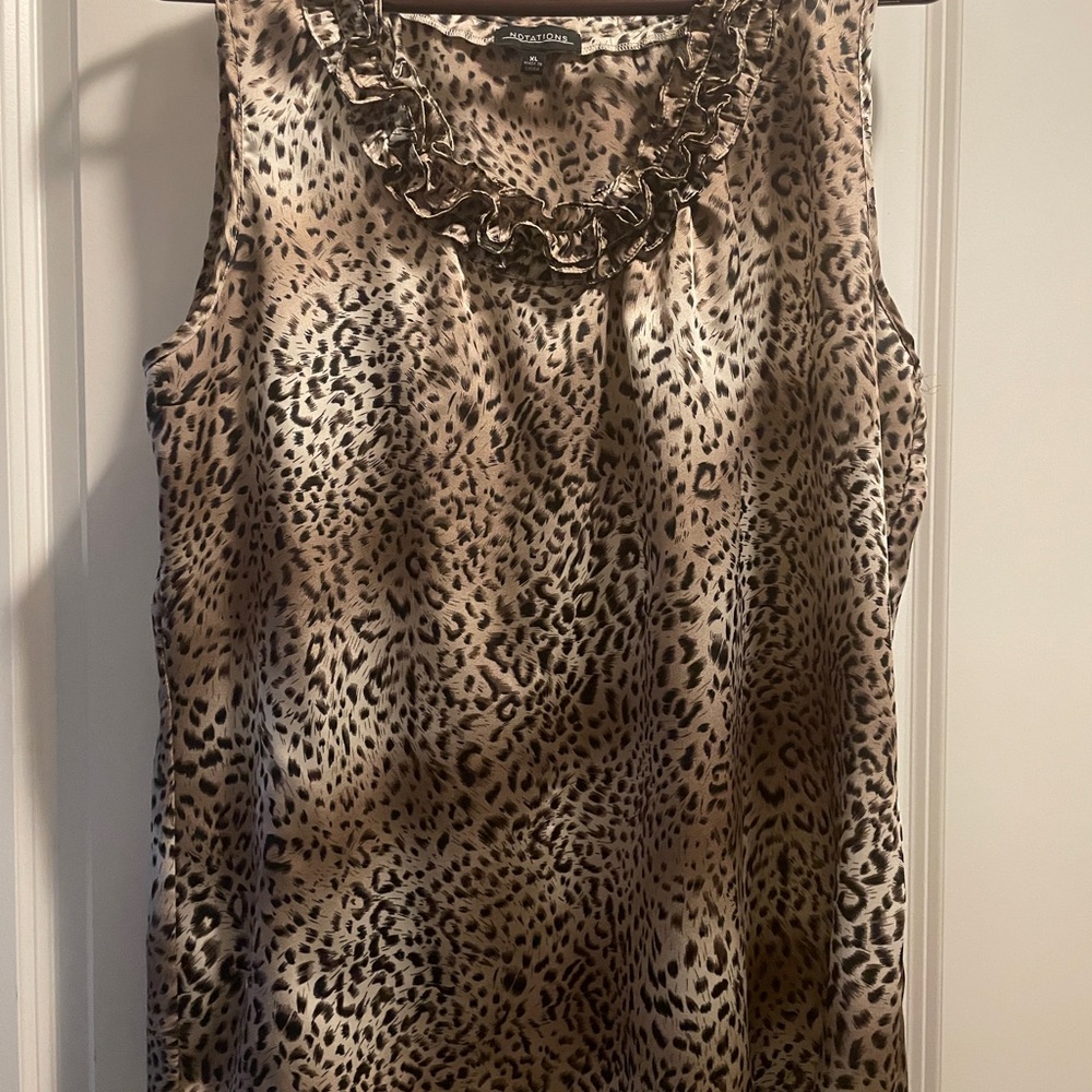 Cheetah print Ladies top sleeveless size XL